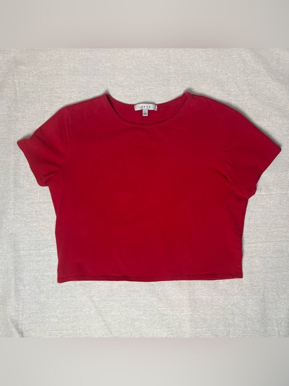 Gaze l Red Short Sleeve Cropped Baby Tee | Large